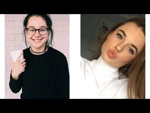 ASMR DOING CLOUDY ASMR’S FAV TRIGGERS ( mouth sounds, lipgloss and I audible whispers)