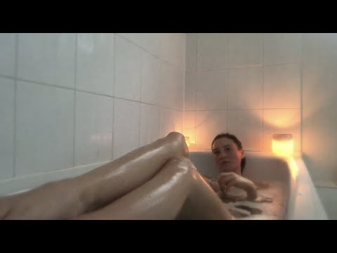 ASMR Girlfriend Baths with you! (Water sounds, whispers and personal attention)