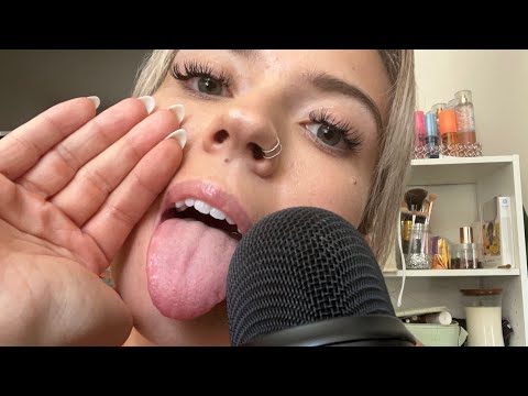 ASMR| Up Close Fast/ Aggressive Mouth Sounds and Inaudible Whispering/ Hand Movements