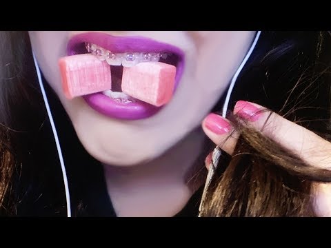 ASMR Bubble Gum Chewing Blowing Bubbles - Chewing Sounds 🍬❤️