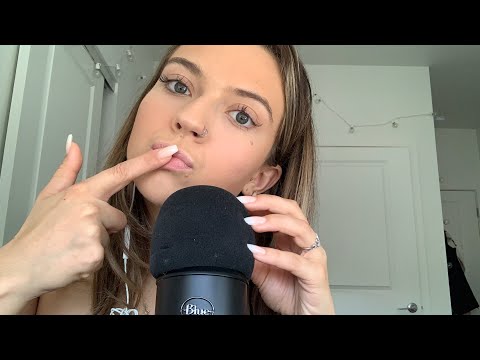 ASMR| SCRATCHING YOUR EARS WITH LONG NAILS/ LOUD LIP SMACKING WITH INAUDIBLE WHISPERING