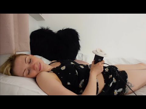 ASMR - Tummy Talks, Chill Out With Me