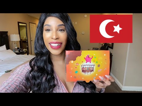 TRYING SNACKS FROM AROUND THE WORLD 🌎 #tastetest