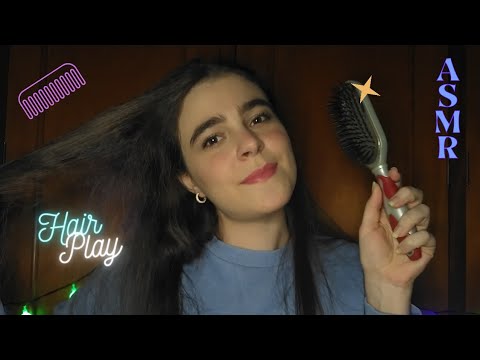 ASMR - Um Pequeno Vídeo Brincando com Cabelo • A Hair Play Short Video