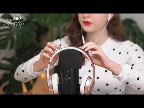 ASMR | Tapping on your headphones no talking