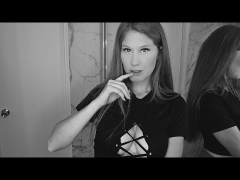SPIT 💦 PAINTING 🎨 ASMR 🤫 IN B&W ⬛⬜