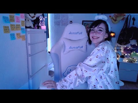 ASMR☁️ 𝒖𝒔𝒊𝒏𝒈 𝒎𝒚 𝒏𝒆𝒘 𝑪𝒉𝒂𝒊𝒓 𝒂𝒔 𝒂 𝑻𝒓𝒊𝒈𝒈𝒆𝒓 [tapping & scratching my chair] gifted@AutoFull Gaming Chair