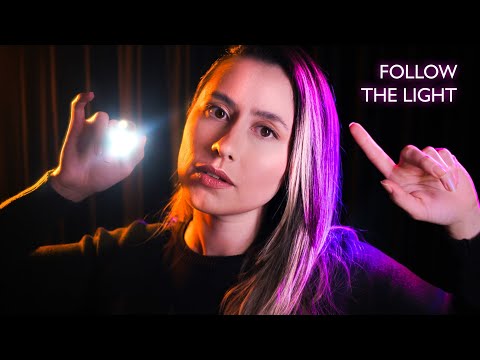 🔦FOLLOW THE LIGHT ASMR ✨ TRACING, LIGHT TRIGGERS, MOUTH SOUNDS AND SOFT SPOKEN. ASMR FOR SLEEP