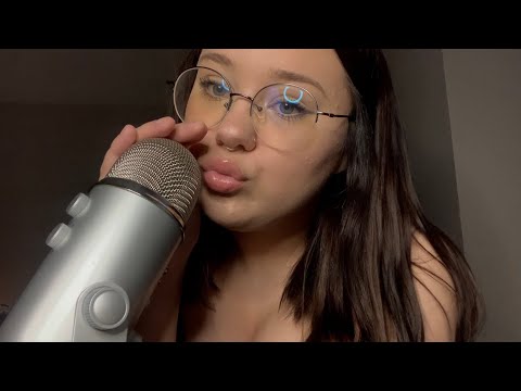 ASMR | Kisses To Relax You (Mouth Sounds)
