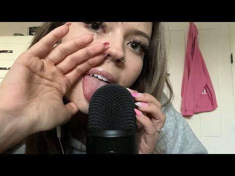 ASMR| EAR TO EAR TONGUE ONLY MOUTH SOUNDS- HIGH INTENSITY- MY TONGUE IN YOUR EAR