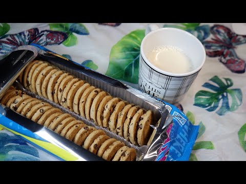 AHOY REAL CHOCOLATE CHIPS ASMR EATING SOUNDS