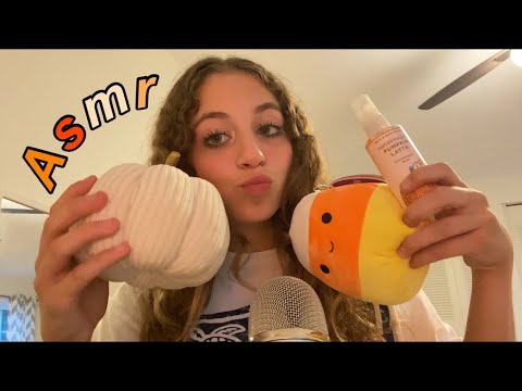 ASMR Fall triggers! Tapping and scratching 🍁🎃