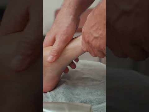 foot massage and reflexology / foot pain relief  #footmassage