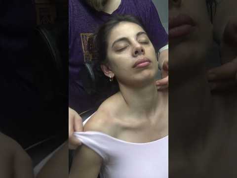 Best Female Chest Massage In The World  #chestmassage #turkishbarber #göğüsmasajı #femaletherapy