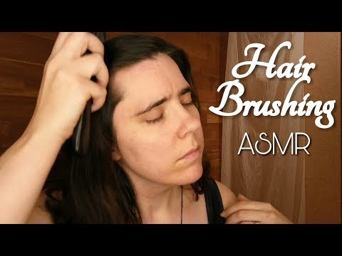 ASMR Brushing & Combing my Hair - No Talking