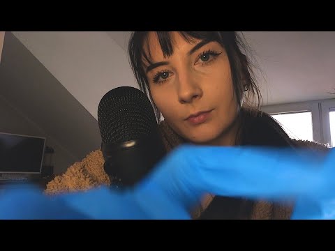 ASMR| GLOVES AND MOUTH SOUNDS WITH HAND MOVEMENTS