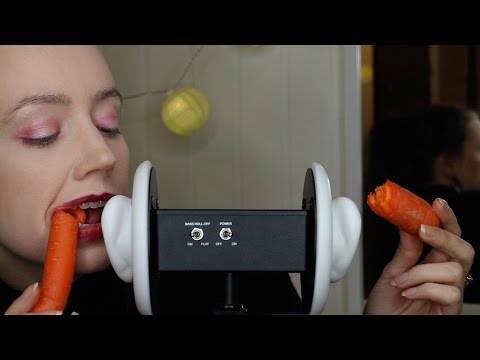 ASMR Eating Sounds | Carrot | Ear To Ear