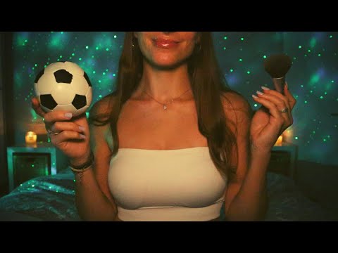 ASMR | My Current Favorite Triggers (Light and Focus Triggers, Plucking, Face Brushing)
