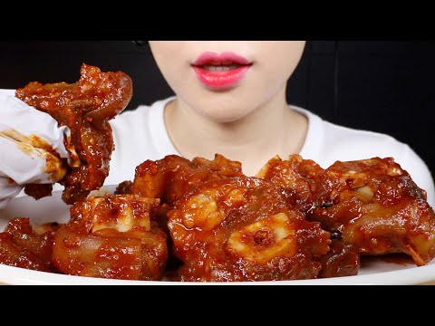 ASMR Spicy Braised Cow's Feet Eating Sounds Mukbang