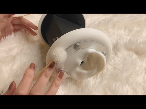 ASMR Ear Cleaning with fluffy ear pick 귀청소 ( No Talking )
