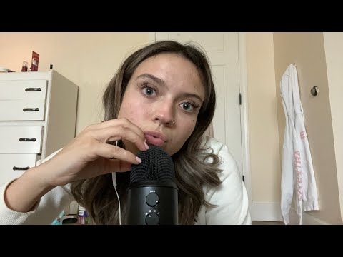 ASMR| PRETEND EATING YOUR EARS| MY TONGUE IN YOUR HEAD