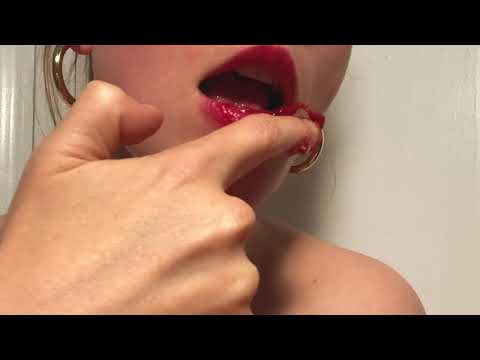 ASMR Food Porn-How to Eat Cherry Pie