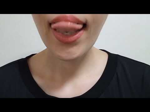 ASMR FAST LENS LICKING MOUTH SOUNDS