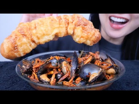 CLASSIC MUSSELS WITH TOMATOES GARLIC WHITE WINE (ASMR EATING SOUNDS) NO TALKING | SAS-ASMR