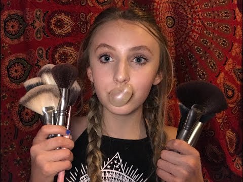 ASMR CLEANING MY MAKEUP BRUSHES!