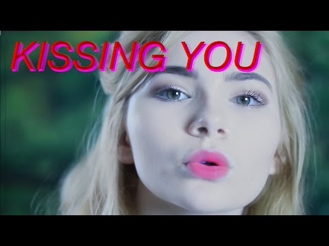 kissing sounds ASMR (personal attention, soft spoken, cute)