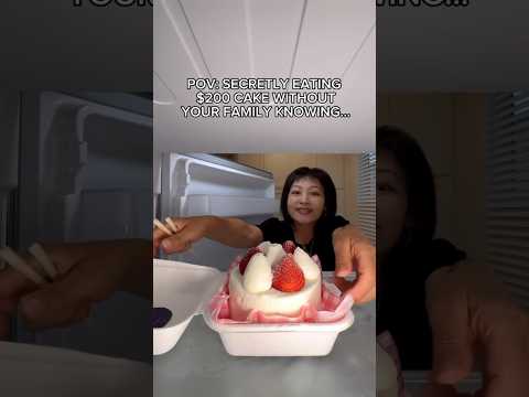 POV: EATING CAKE WITHOUT YOUR FAMILY #mukbang #shorts #viral
