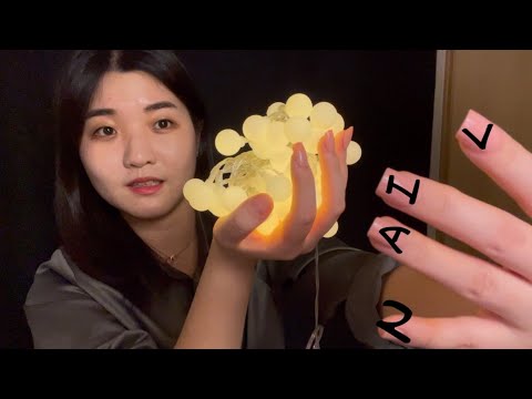 ASMR TAPPING & SCRATCHING WITH LONG NAILS 💅 / TRIGGER
