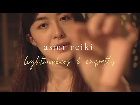 ASMR Reiki for Lightworkers & Empaths (Energy Plucking, Finger Flutters, Crystal Healing)