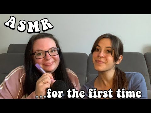 My friend TRIES ASMR for the first time ( and she's really good!) ~ tingly triggers