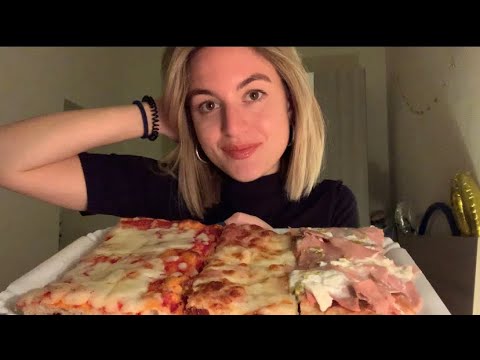 EATING PIZZA 🍕 (mukbang asmr ita) || Luvilè ASMR