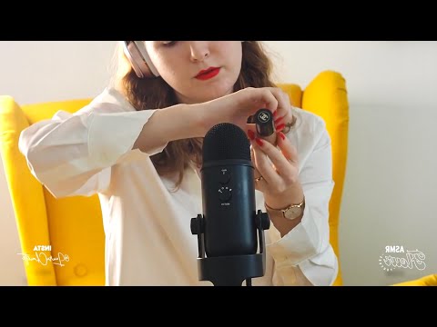 ASMR | Tapping on Chanel Make-Up (super tingly)