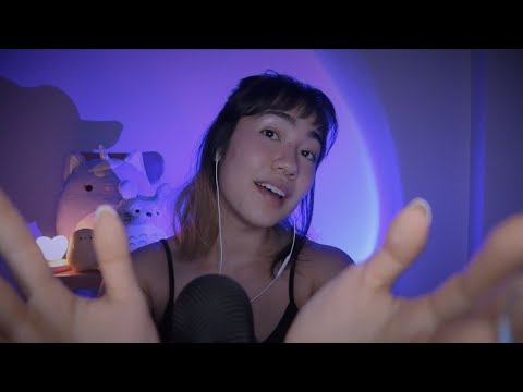 ASMR in English and Portuguese  | TRIGGER WORDS with HAND MOVEMENTS and MOUTH SOUNDS