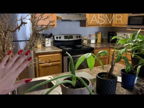 ASMR | RELAXING TAPPING, SCRATCHING AROUND MY KITCHEN🤤💚
