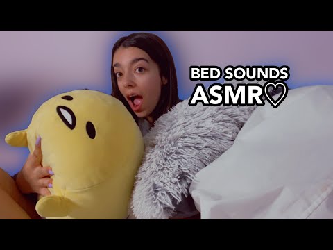 ASMR | IN MY BED (fabric scratching, pillow scratching with long nails) WATCH THIS TO RELAX!!✨🤍
