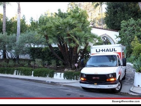 Robert Pattinson Moves Out Of His Hollywood Home! -  Review