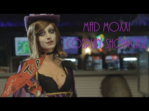 Mad Moxxi Cosplay Showcase