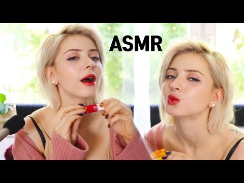 ASMR | 💋 mouth sounds - applying lip gloss - whisper - brush