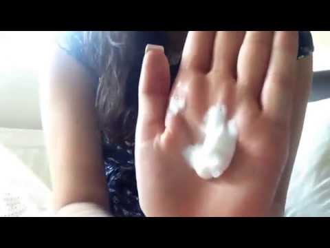 Asmr Lotion and Tapping sounds!