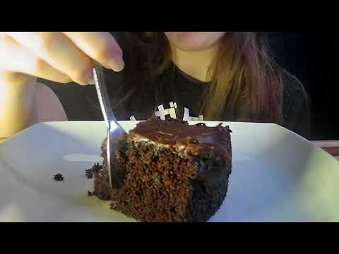ASMR | Eating Chocolate Cake