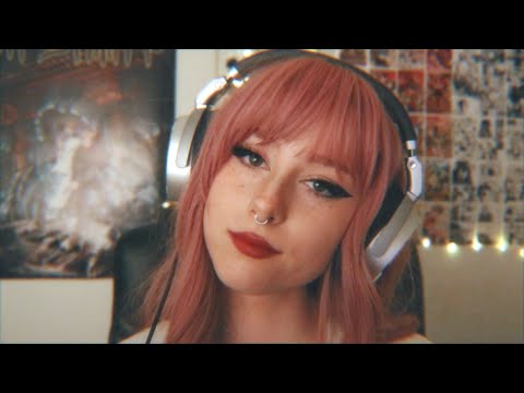 super tingly tapping triggers with rain - ASMR ‧₊˚✧