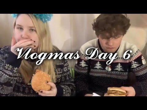 (Not ASMR) Vlogmas Day 6 - 2020 | KFC Mukbang & Childhood Christmas Stories