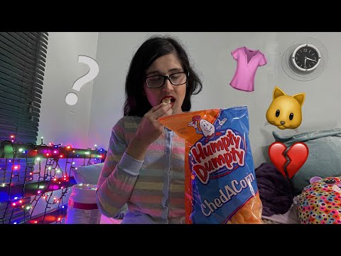 ASMR  Q and A  +  ❓Eating Sounds (asmr q and a  questions ) ~ ❓Whispering ❓