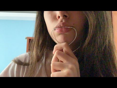 ASMR/ Kissing you and licking nibbling the mic (soo tinngly💦👄💋)