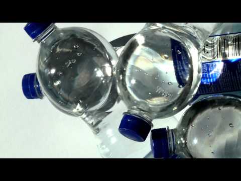 (3D binaural sound) Asmr/relaxing shaking a bottle of water