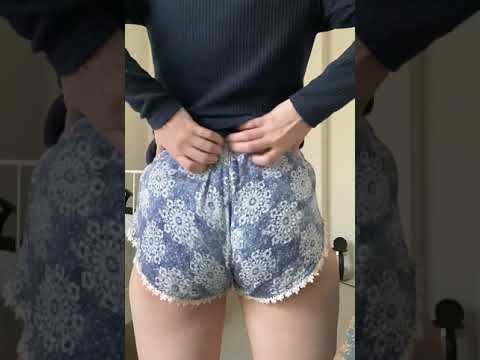ASMR~scratching shorts